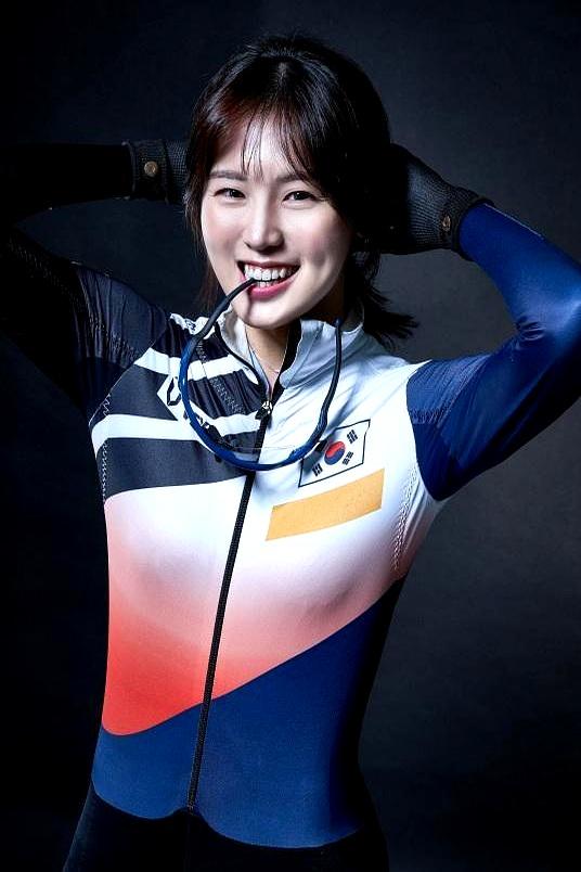 韩国运动员实现逆袭获得金牌,稳步上升 韩国运动员实现逆袭获得金牌,稳步上升