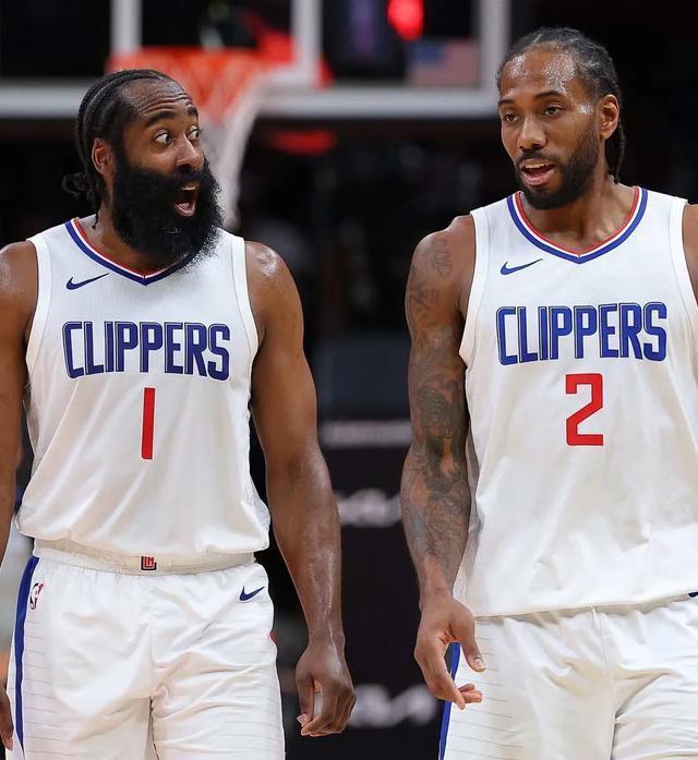 篮网队连胜,球员们表现抢眼,势不可挡 篮网队连胜,球员们表现抢眼,势不可挡