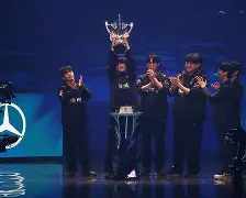 关于BLG力克EG，Faker开启传奇时刻顶尖较量四强赛，让粉丝疯狂欢呼的信息