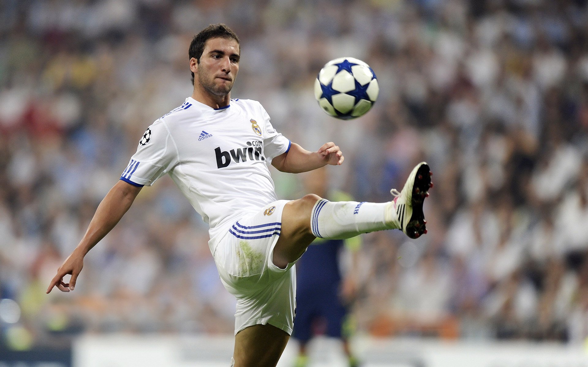 蒂亚戈末节狂飙，委内瑞拉上演逆转好戏带走波兰